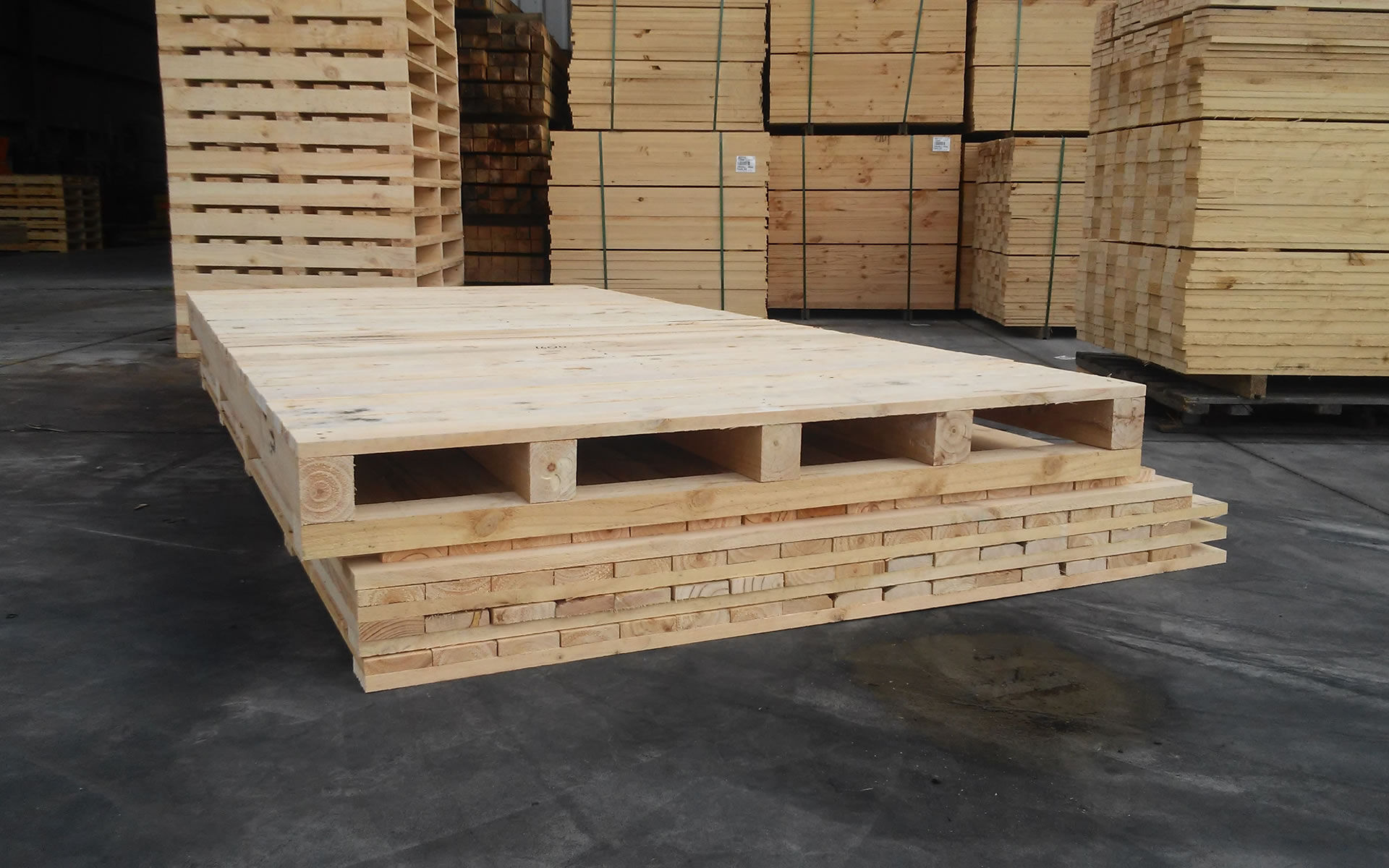 Pallets and Crates Custom wooden pallets Timber boxes